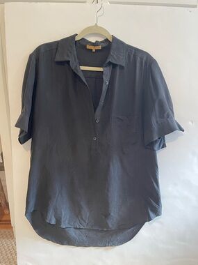 Minnie Rose Short-Sleeve black silk shirt